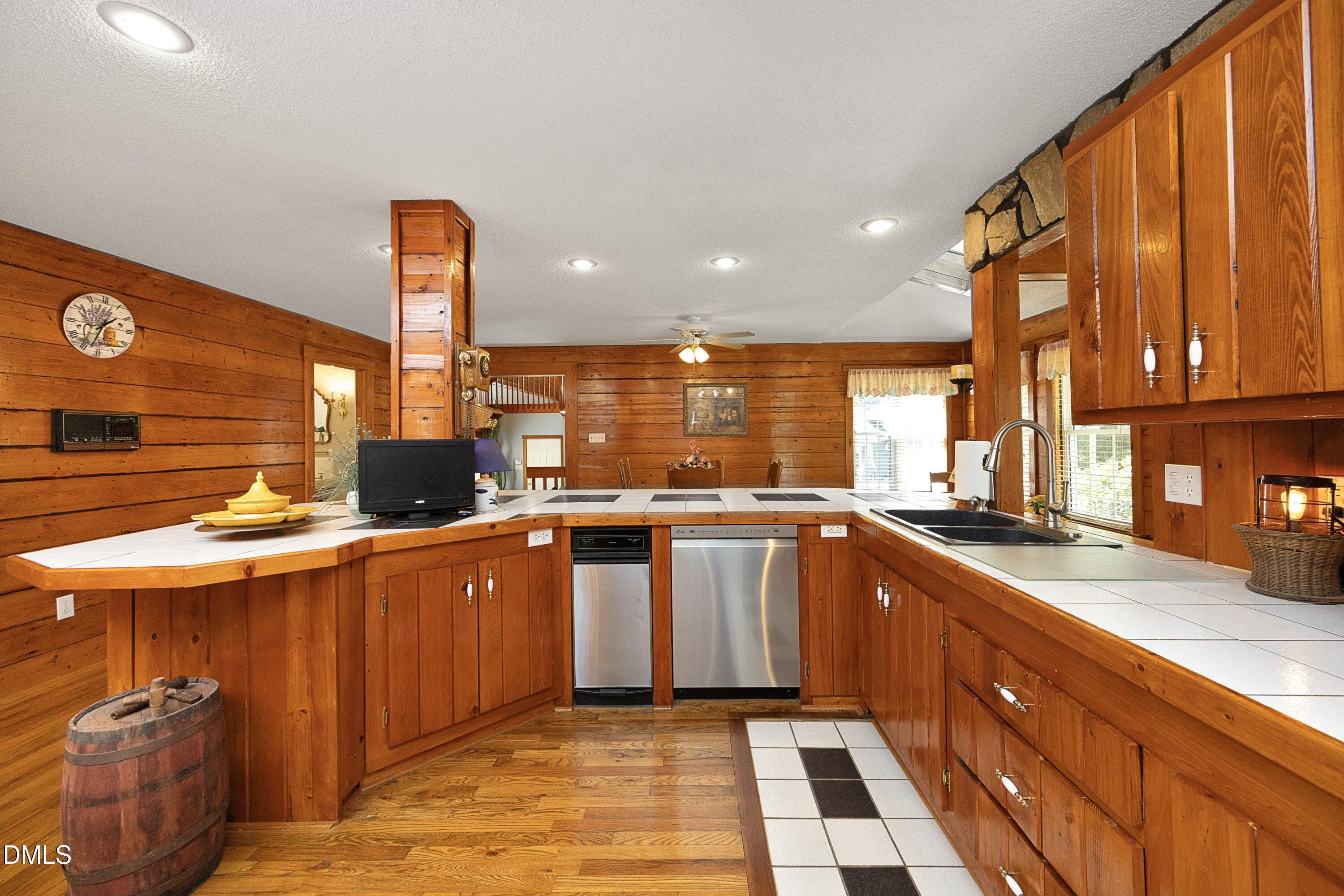 1746 Little Devine Road Selma, NC 27576 - Photo 24 of 79