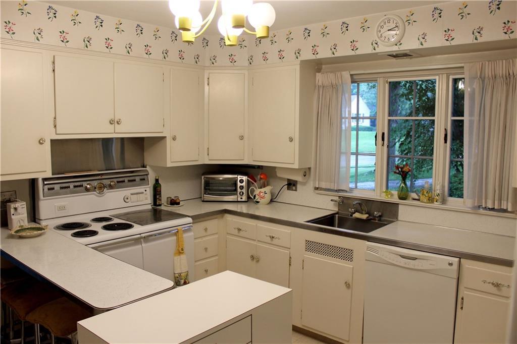 1540 Woodland Road Springfield, OH 45504 - Photo 12 of 41 Gallery Image 12