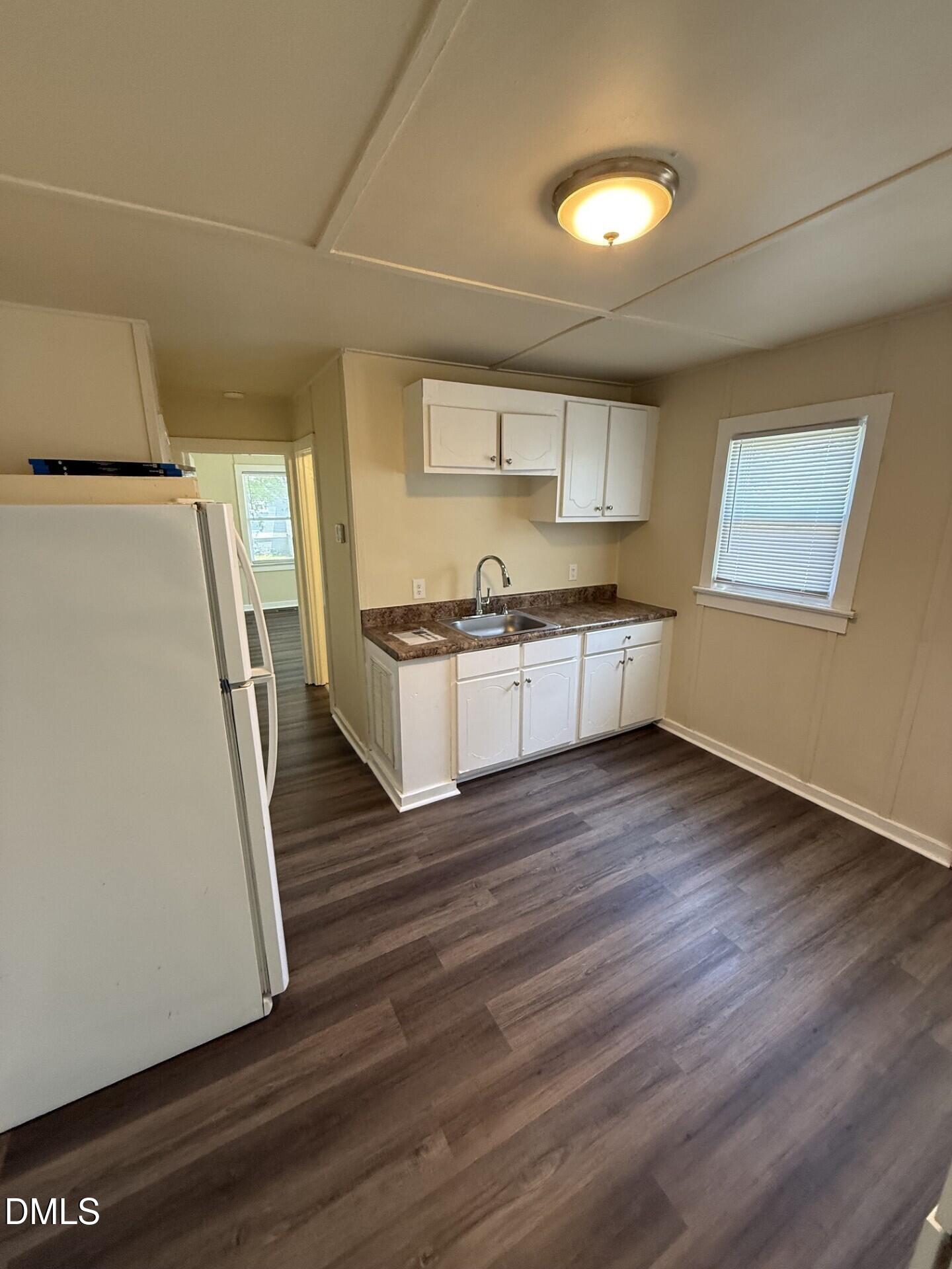 663 Coleman Street Raleigh, NC 27610 - Photo 4 of 8 2329f0a2-5df3-436b-9cf2-6a8ca6e33ad1