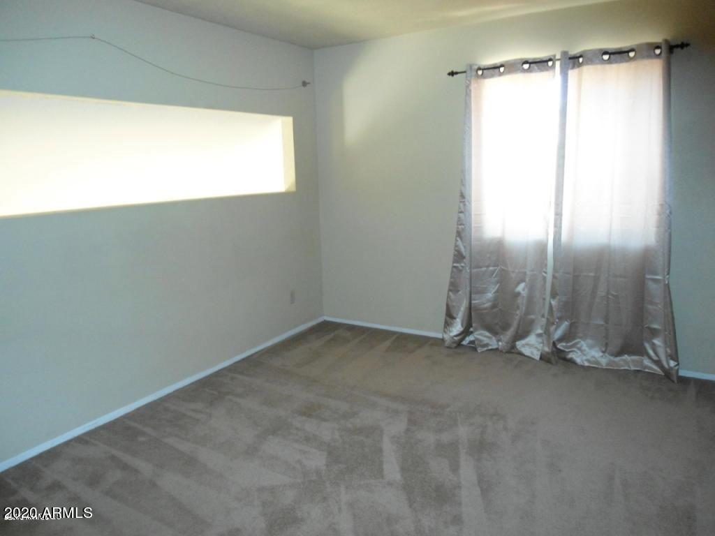 222 West Brown Road Mesa, AZ 85201 - Photo 4 of 6 Brown bedroom
