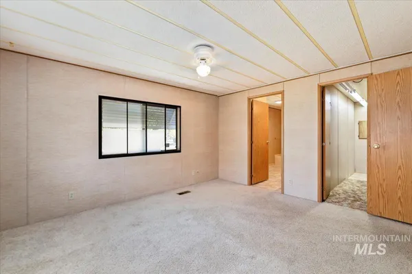 $99,900 | 914 North Midland Boulevard, Nampa, ID 83651