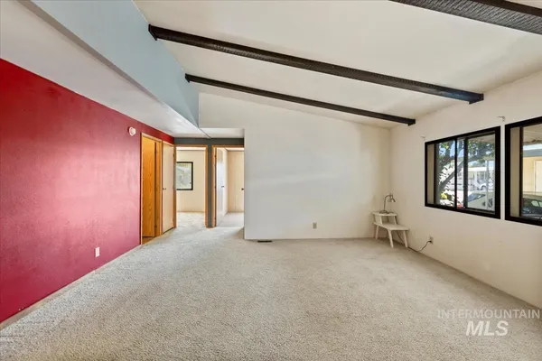 $99,900 | 914 North Midland Boulevard, Nampa, ID 83651