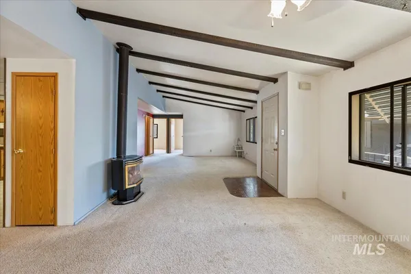 $99,900 | 914 North Midland Boulevard, Nampa, ID 83651