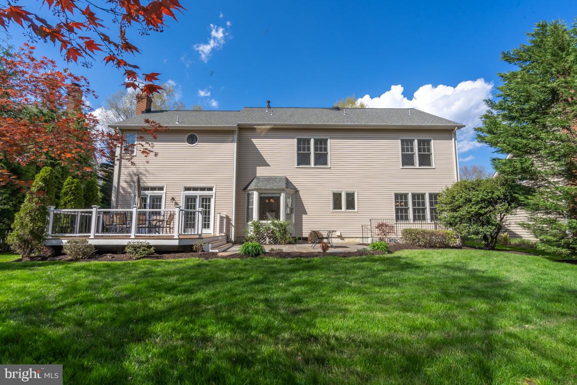 12907 Hedgetop Drive Herndon, VA 20171 - Photo 49 of 60 Plenty of yard space for entertaining and play