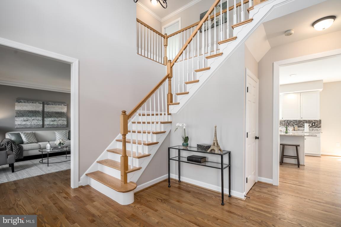 12907 Hedgetop Drive Herndon, VA 20171 - Photo 9 of 60 Hardwood floors throughout the main level