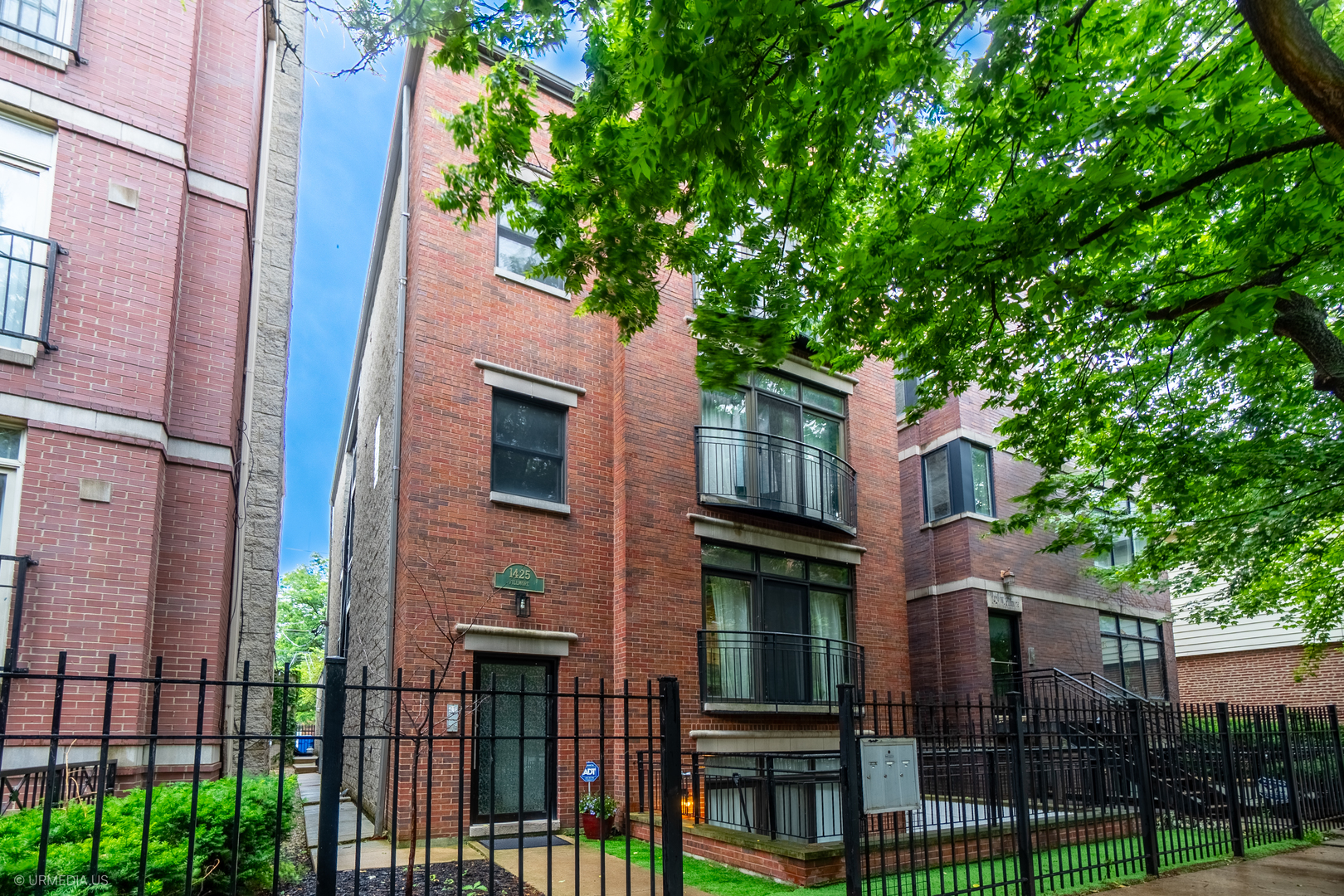 1425 West Fillmore Street, Unit 1 Chicago, IL 60607 - Photo 1 of 23