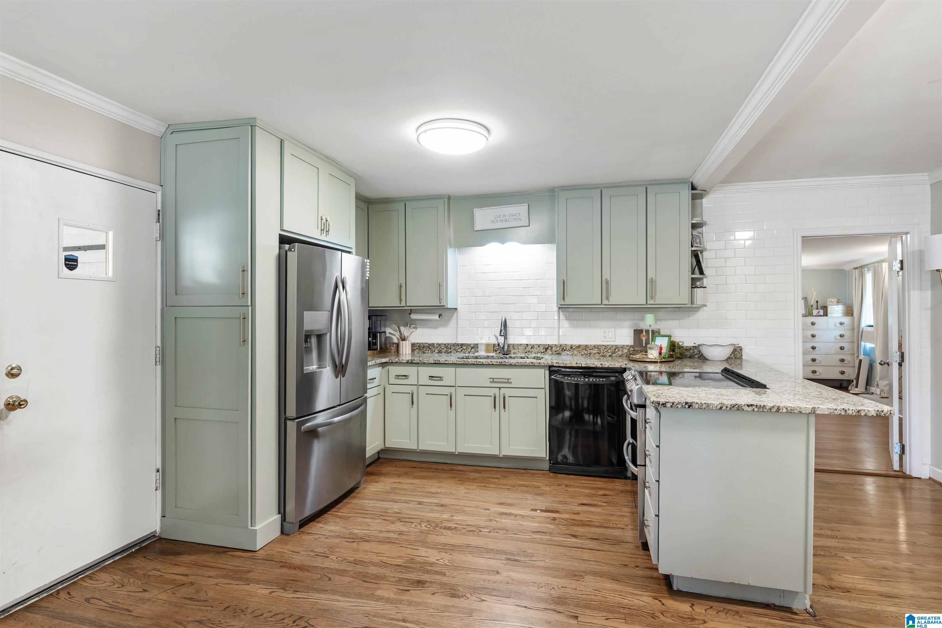1154 Montclair Road Birmingham, AL 35213 - Photo 13 of 36