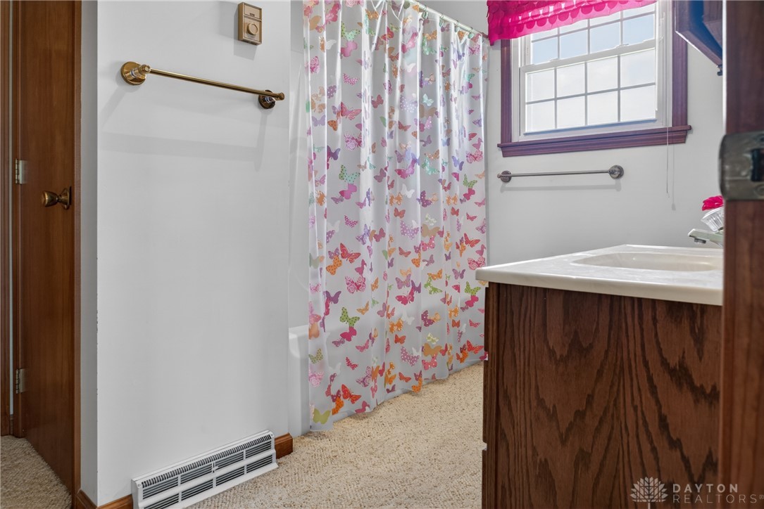 2105 Fenner Road Troy, OH 45373 - Photo 18 of 43