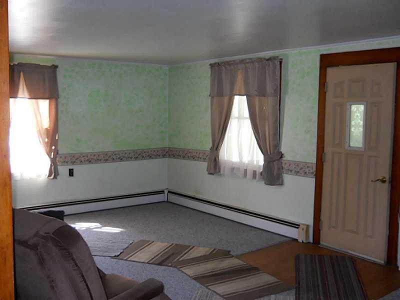 474 Petenbrink Road Garrett, PA 15542 - Photo 12 of 21 Living Room.