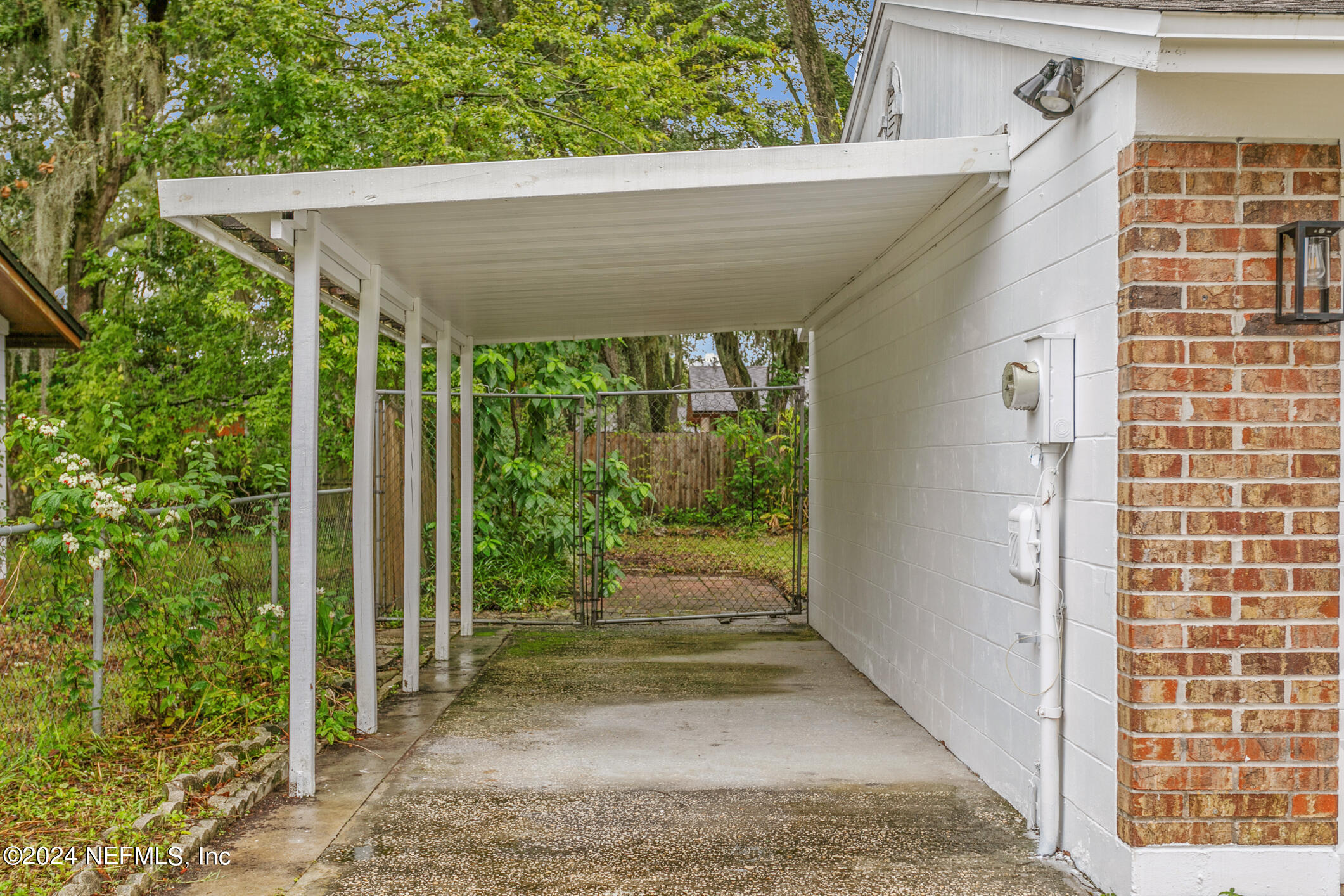4216 Oriely Drive Jacksonville, FL 32210 - Photo 13 of 36 a view of entryway with garden