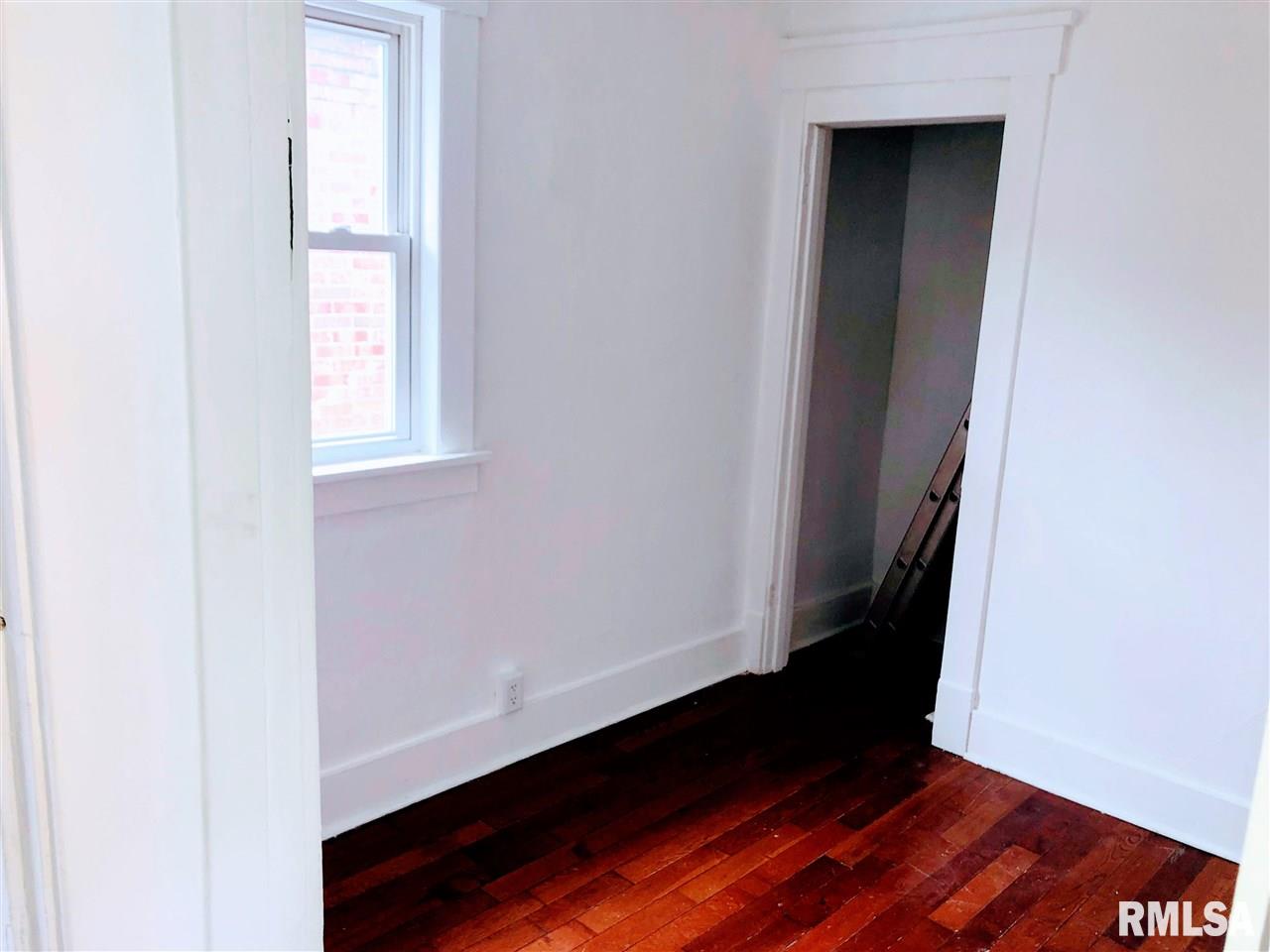 1407 East Rouse Avenue Peoria, IL 61603 - Photo 10 of 24 Gallery Image 10
