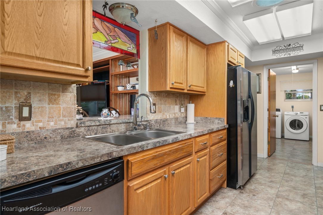 316 Fox Ridge Road Lake Placid, FL 33852 - Photo 17 of 47 Gallery Image 17
