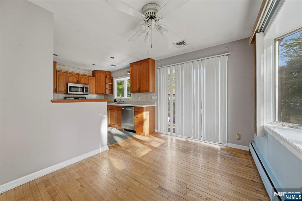 111 Deerfield Road Wayne, NJ 07470 - Photo 5 of 24