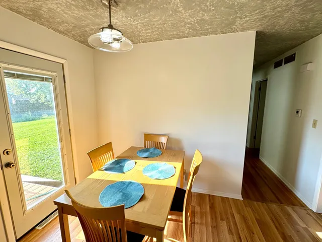 $285,000 | 506 7th Street Northeast, Stewartville, MN 55976