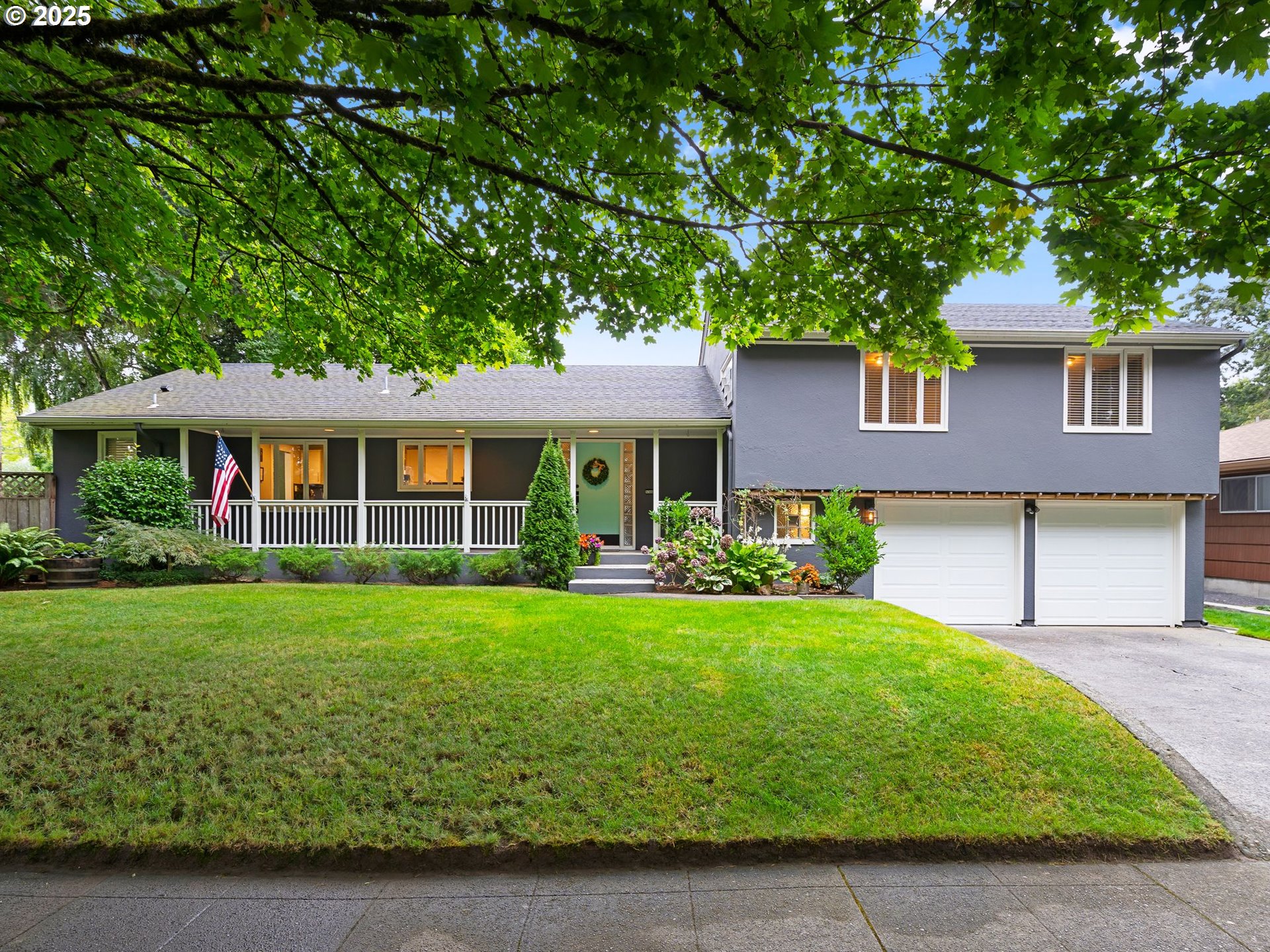 1639 23rd Avenue Longview, WA 98632 - Photo 1 of 42