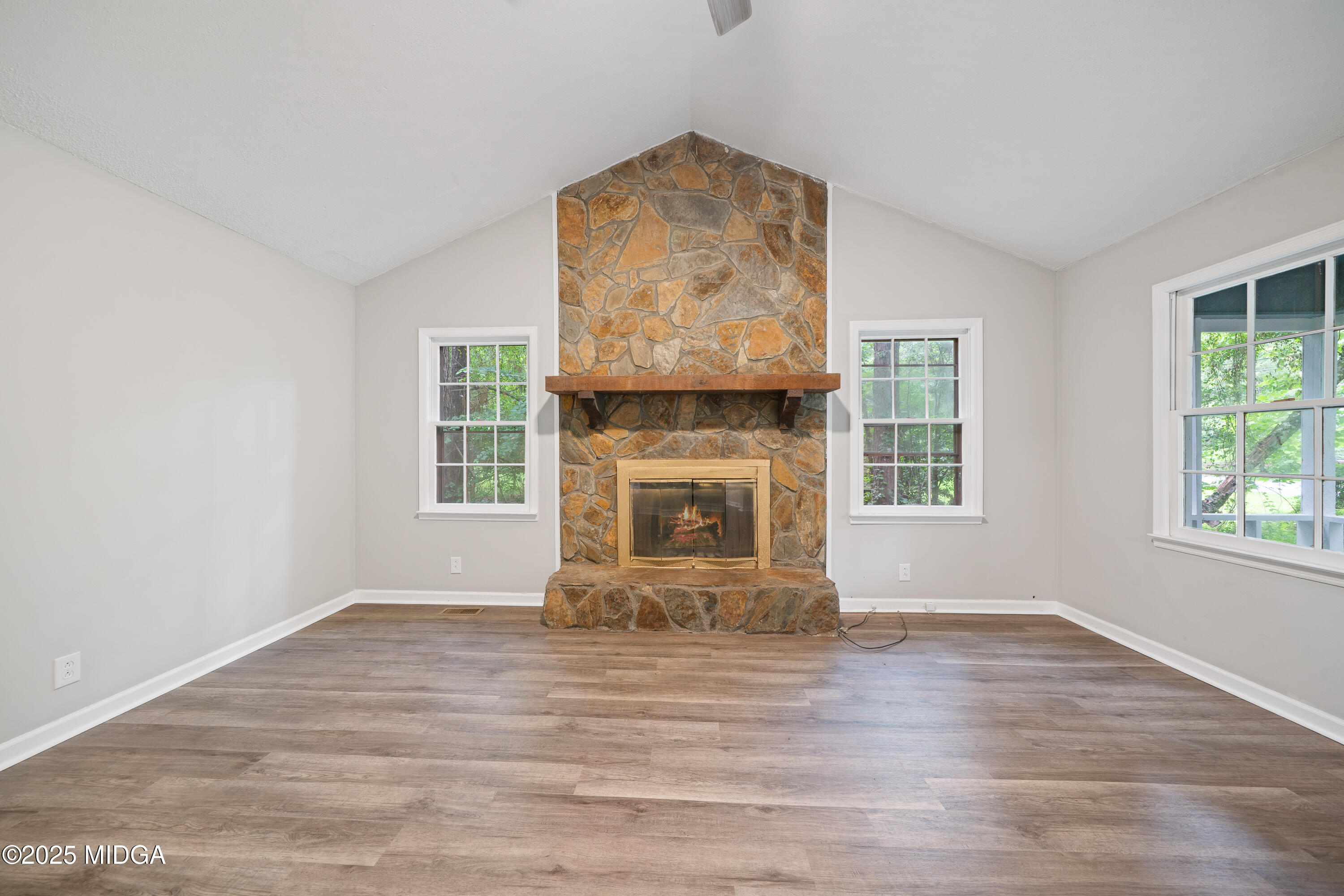415 Lacebark Drive Macon, GA 31220 - Photo 28 of 35 415 Lacebark Dr-1842