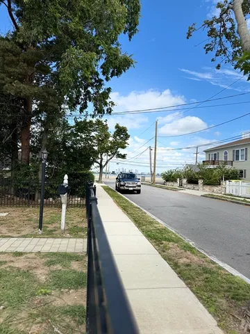 $3,600 | 15 Heath Street, Quincy, MA 02171