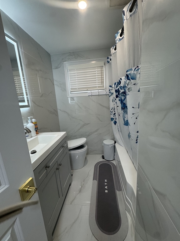 15 Heath Street Quincy, MA 02171 - Photo 9 of 16