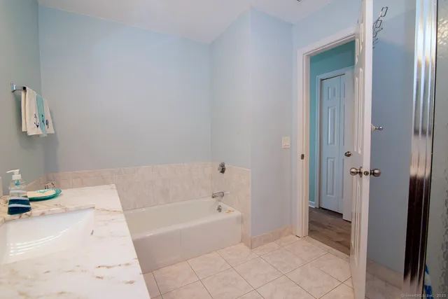 $548,500 | 1 Mansfield Grove Road, Unit 306, East Haven, CT 06512