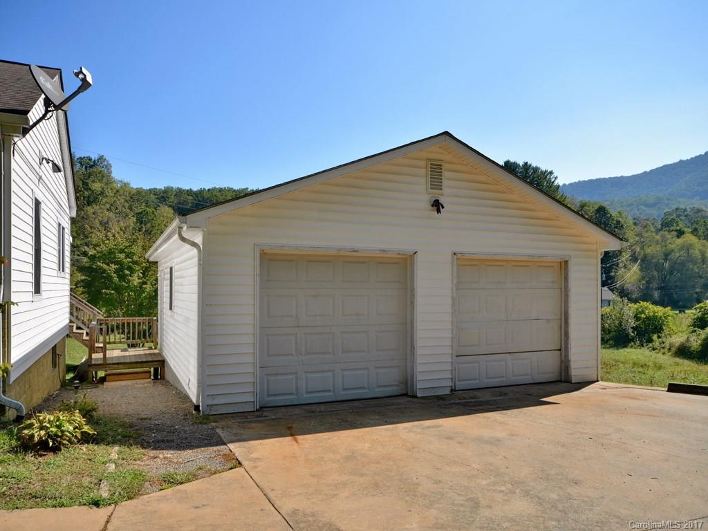 3151 Dutch Cove Road Canton, NC 28716 - Photo 14 of 18