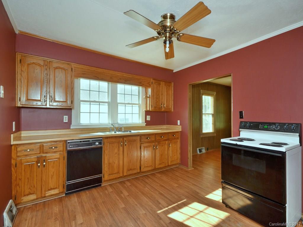 3151 Dutch Cove Road Canton, NC 28716 - Photo 3 of 18