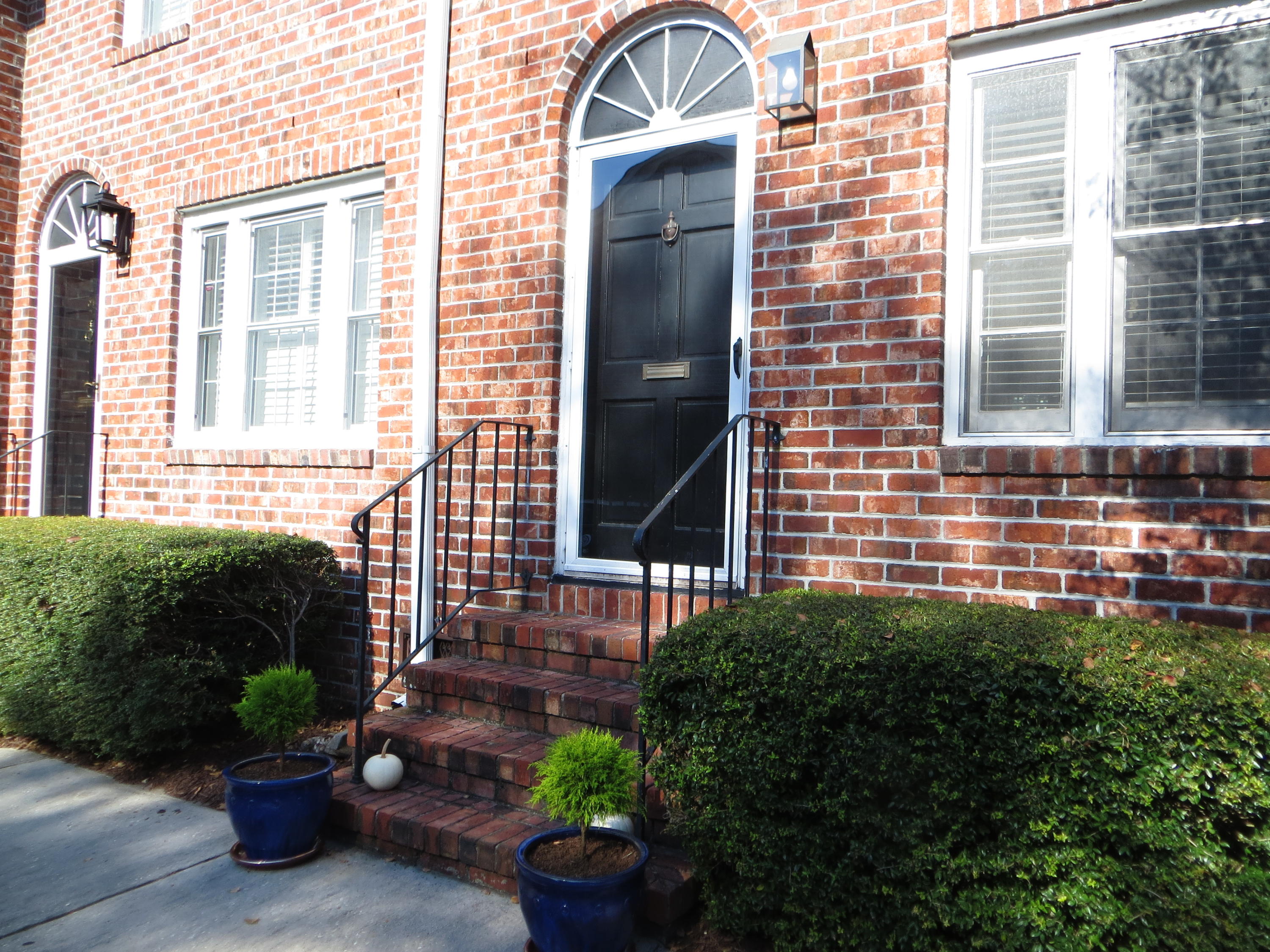 12 George Street, Unit B4 Charleston, SC 29401 - Photo 2 of 37 12 George Street B4