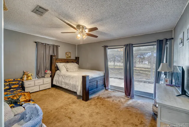 $325,000 | 36 Pecan Drive, Leakey, TX 78873