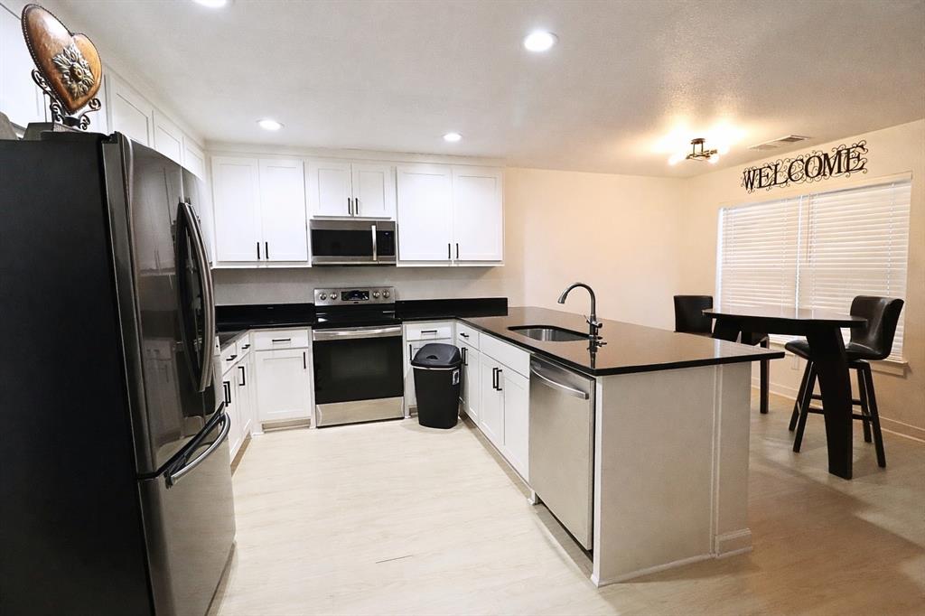 309 Thomas Street Terrell, TX 75160 - Photo 7 of 17