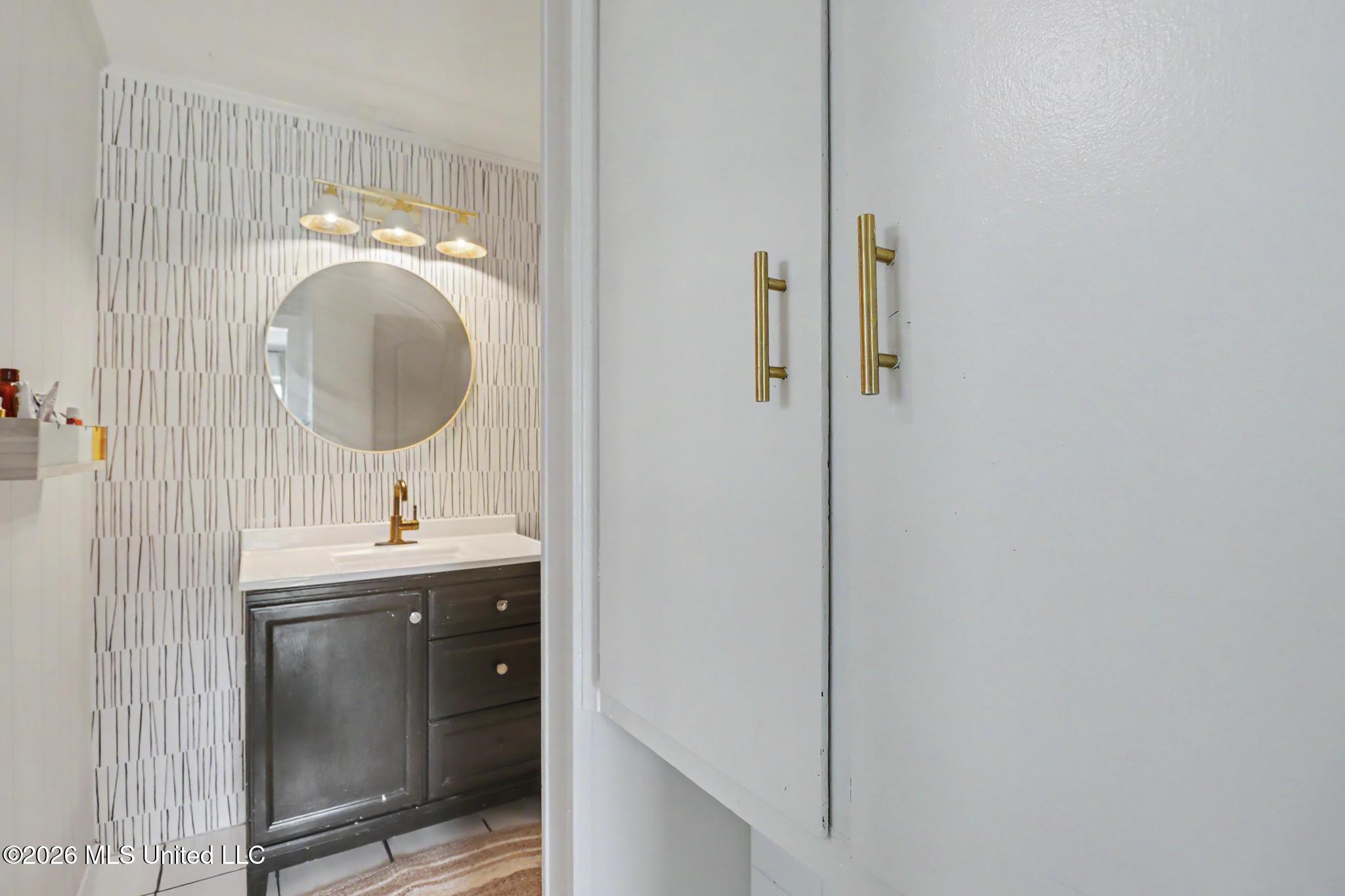 17074 Doc Lizana Road Gulfport, MS 39503 - Photo 15 of 32 second bathroom