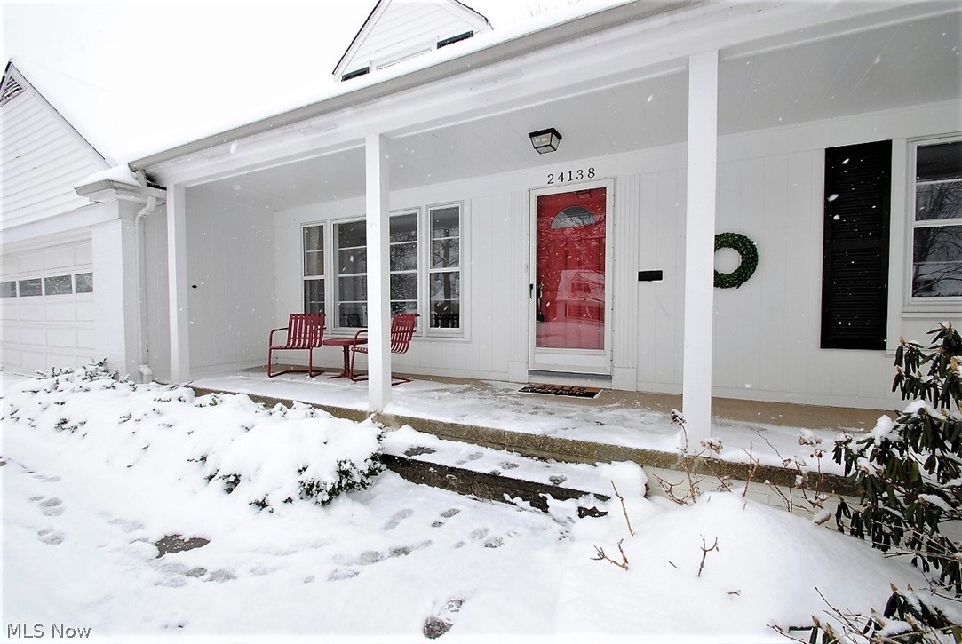 24138 Wimbledon Road Shaker Heights, OH 44122 - Photo 2 of 30 Covered front porch