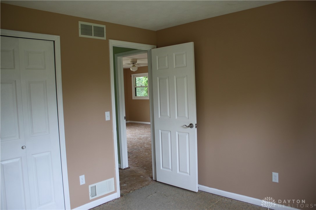 2029 Hanes Road Beavercreek, OH 45432 - Photo 17 of 30