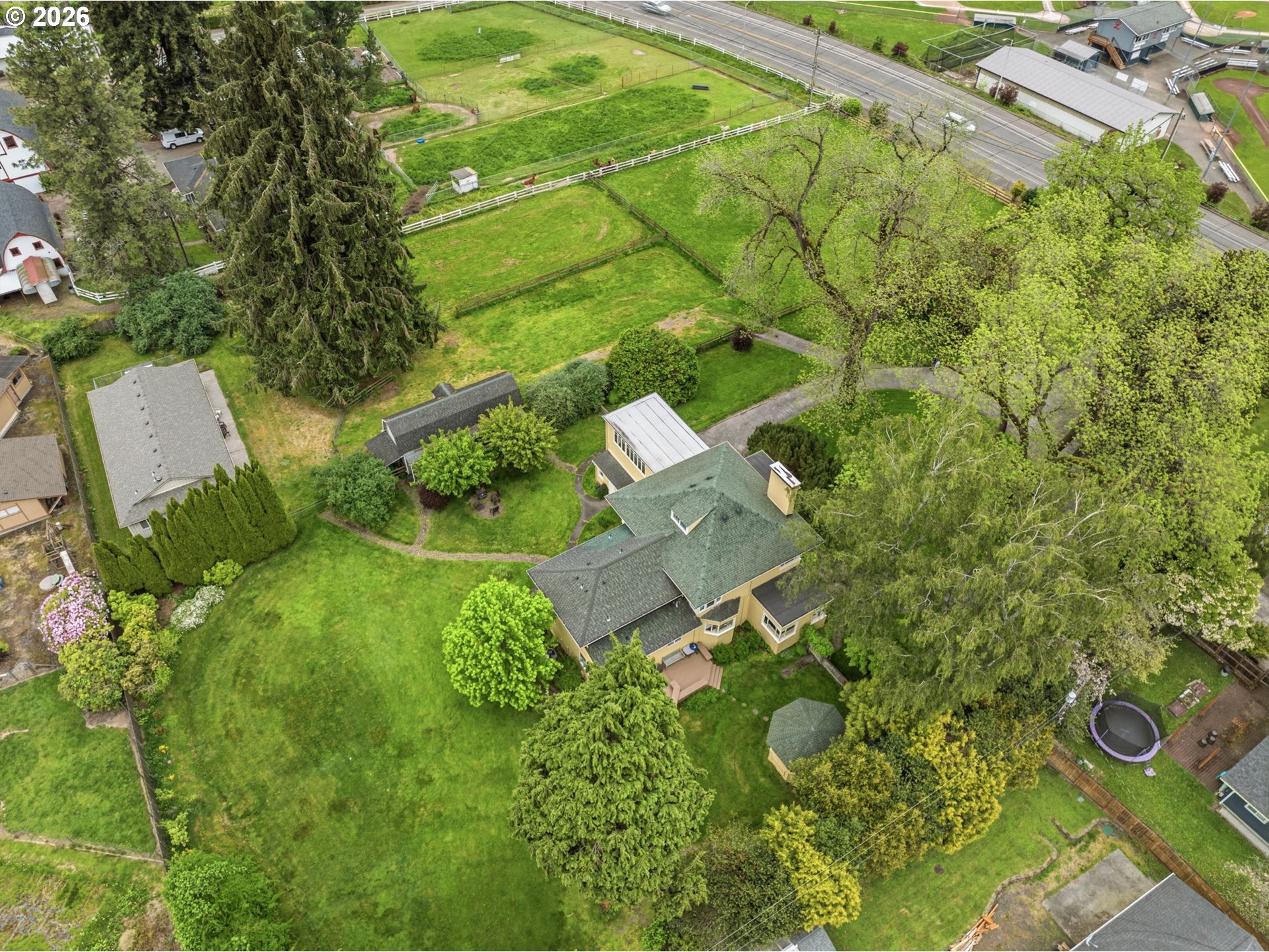 2655 Pacific Way Longview, WA 98632 - Photo 3 of 43