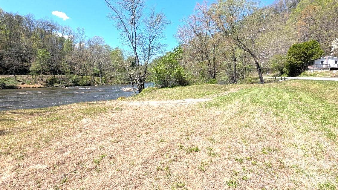 10 Rio Bravo Drive, Unit 4 Sylva, NC 28779 - Photo 30 of 33