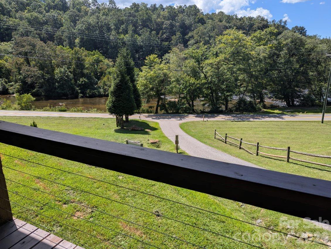10 Rio Bravo Drive, Unit 4 Sylva, NC 28779 - Photo 5 of 33