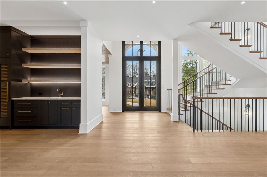 4635 Whitestone Way Suwanee, GA 30024 - Photo 13 of 100