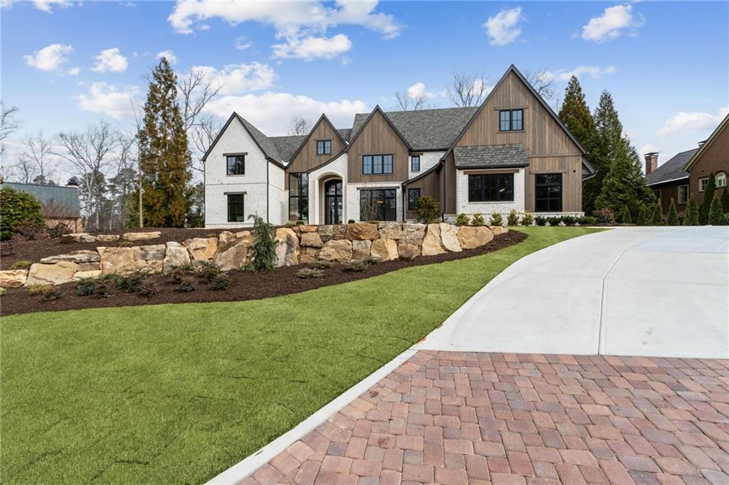 4635 Whitestone Way Suwanee, GA 30024 - Photo 3 of 100