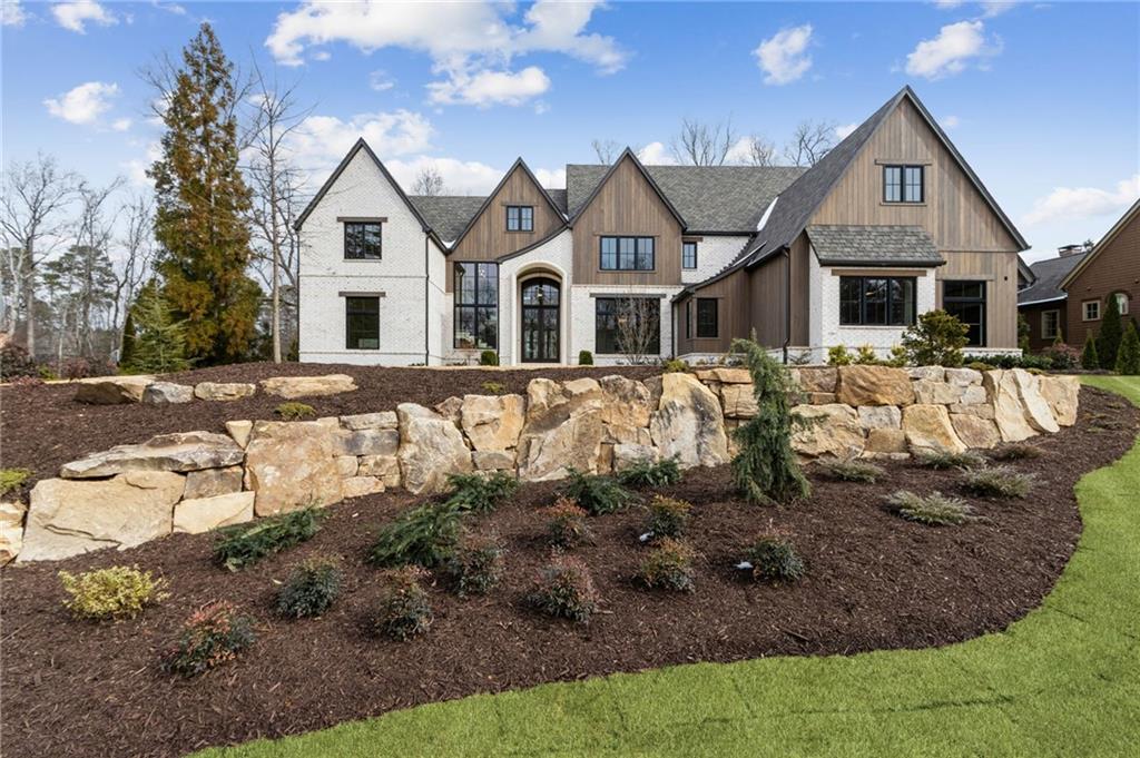 4635 Whitestone Way Suwanee, GA 30024 - Photo 5 of 100