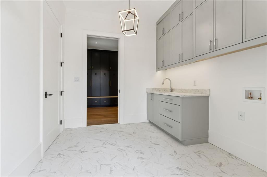 4635 Whitestone Way Suwanee, GA 30024 - Photo 52 of 100