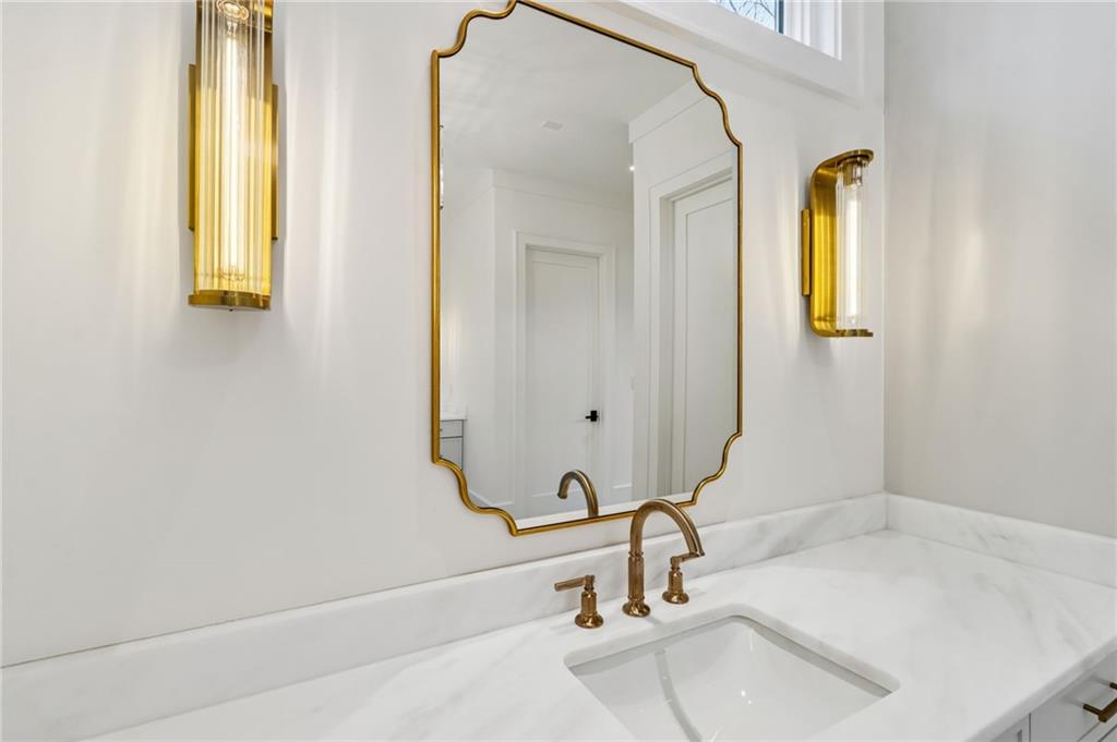 4635 Whitestone Way Suwanee, GA 30024 - Photo 68 of 100