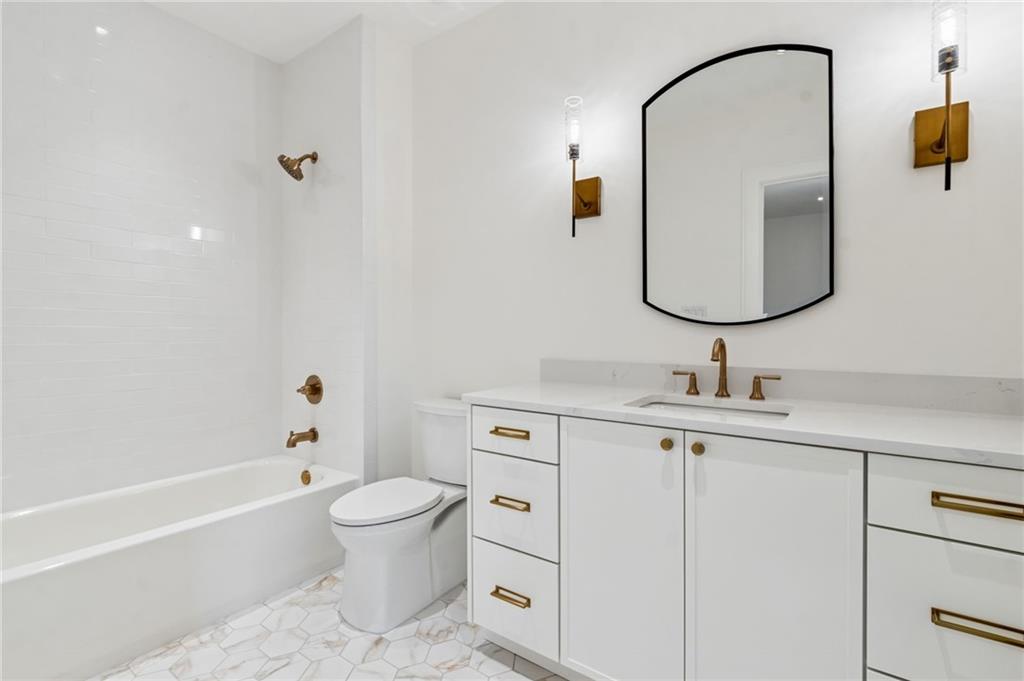 4635 Whitestone Way Suwanee, GA 30024 - Photo 84 of 100