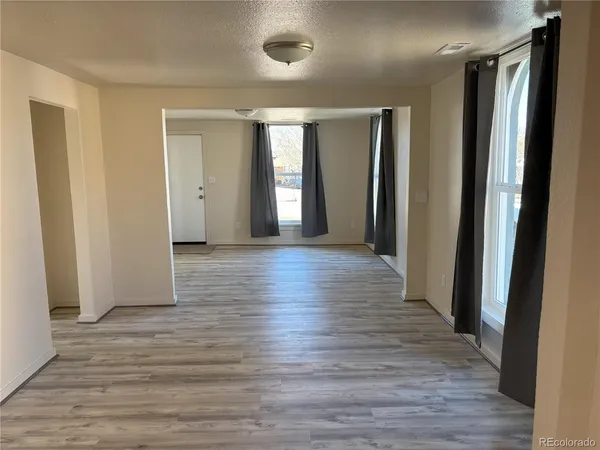 $254,900 | 805 Raton Avenue, La Junta, CO 81050