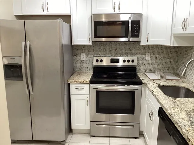 $169,000 | 9235 Southwest 8th Street, Unit 509, Boca Raton, FL 33428