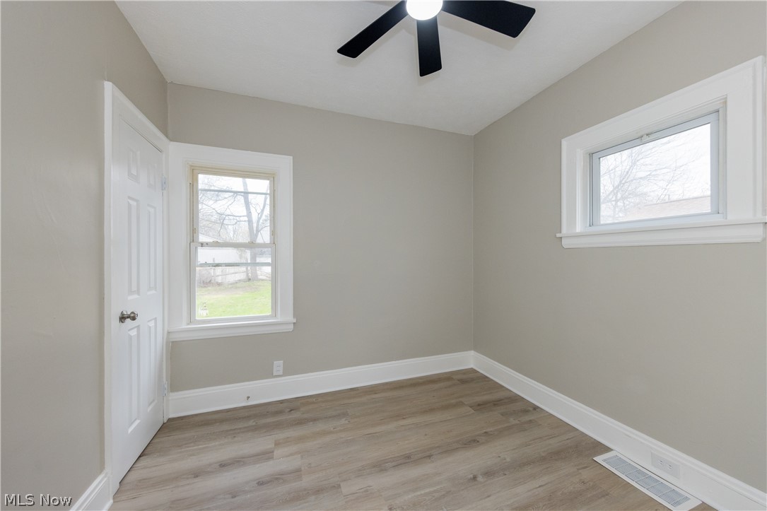 9711 Aetna Road Cleveland, OH 44105 - Photo 13 of 49 Gallery Image 13