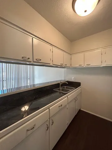 $775 | 3629 North MacGregor Way, Unit 11, Houston, TX 77004