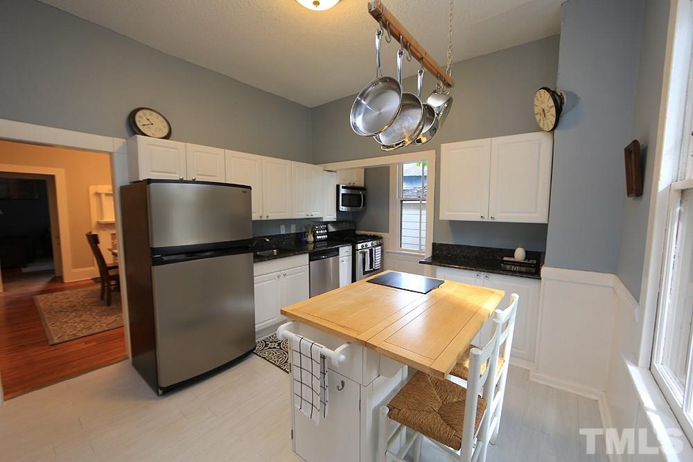 308 Linden Avenue Raleigh, NC 27601 - Photo 11 of 24