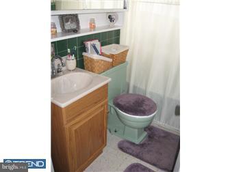18 Quiet Road Levittown, PA 19057 - Photo 12 of 12 Bathroom