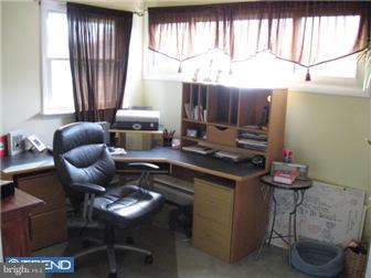 18 Quiet Road Levittown, PA 19057 - Photo 8 of 12 Bedroom
