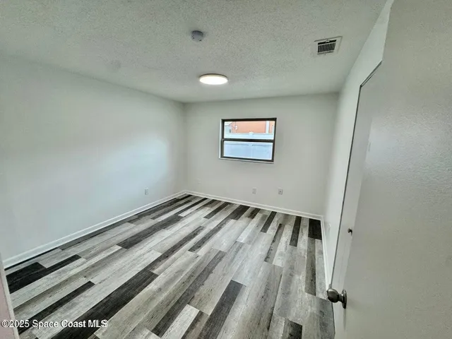 $2,100 | 789 Walnut Drive, Melbourne, FL 32935