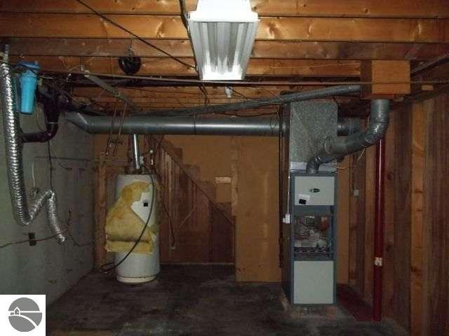 2619 South 39 Road Cadillac, MI 49601 - Photo 14 of 17 1738263-13.JPG