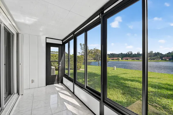 $330,000 | 20 Camden Lane, Boynton Beach, FL 33426